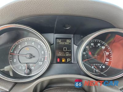 Zdjęcie 9 z 13 samochodu: 2011 JEEP GRAND CHEROKEE LAREDO VIN:1J4RS4GG4BC739444 - miniatura