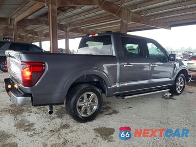 Trzecie zdjęcie samochodu z tyłu: 2025 FORD F150 XLT VIN:1FTEW3KP9SKE53802 - miniatura