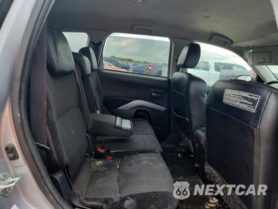 Zdjęcie 19 z 24 samochodu: 2010 MITSUBISHI OUTLANDER XLS VIN:JA4JS4AX1AZ019150 - miniatura