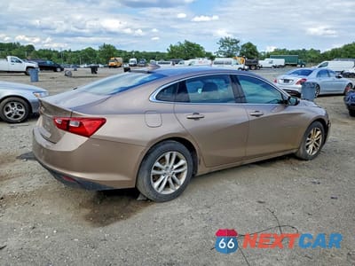 Trzecie zdjęcie samochodu z tyłu: 2018 CHEVROLET MALIBU 3LT VIN:1G1ZD5ST3JF125971 - miniatura