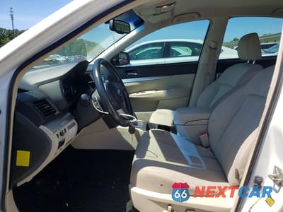 Zdjęcie 7 z 12 samochodu: 2011 SUBARU LEGACY 2.5I PREMIUM VIN:4S3BMCB63B3243657 - miniatura