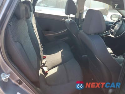 Zdjęcie 10 z 12 samochodu: 2017 HYUNDAI ACCENT SE VIN:KMHCT5AE2HU313501 - miniatura