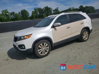 2011 KIA SORENTO EX 5XYKU4A24BG088665 - główne zdjęcie licytacji z USA - miniatura