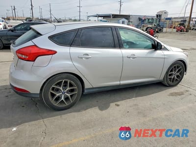 Trzecie zdjęcie samochodu z tyłu: 2018 FORD FOCUS SEL VIN:1FADP3M27JL211390 - miniatura