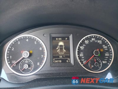 Zdjęcie 9 z 12 samochodu: 2016 VOLKSWAGEN TIGUAN S VIN:WVGBV7AX1GW594647 - miniatura