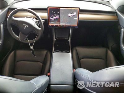 Zdjęcie 8 z 12 samochodu: 2020 TESLA MODEL Y VIN:5YJYGDEE4LF024933 - miniatura