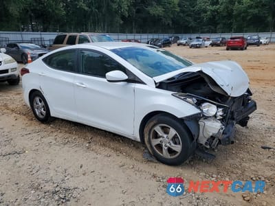 Czwarte zdjęcie samochodu z boku: 2015 HYUNDAI ELANTRA SE VIN:5NPDH4AE7FH556927 - miniatura
