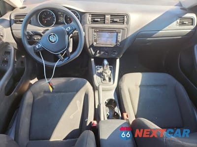 Zdjęcie 8 z 13 samochodu: 2015 VOLKSWAGEN JETTA BASE VIN:3VW2K7AJ7FM297418 - miniatura