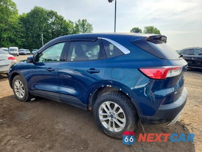 Drugie zdjęcie samochodu z przodu: 2020 FORD ESCAPE SE VIN:1FMCU9G6XLUC08296 - miniatura