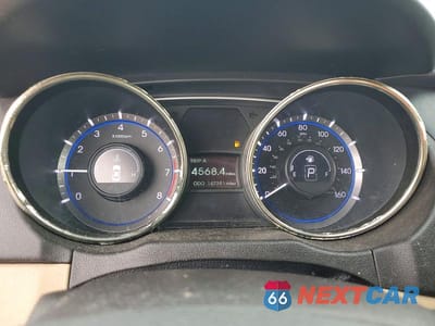 Zdjęcie 8 z 10 samochodu: 2012 HYUNDAI SONATA GLS VIN:5NPEB4AC9CH483169 - miniatura