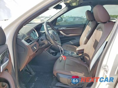 Zdjęcie 7 z 13 samochodu: 2020 BMW X1 SDRIVE28I VIN:WBXJG7C04L5R63739 - miniatura
