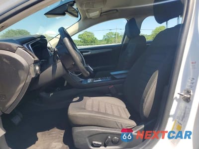 Zdjęcie 7 z 12 samochodu: 2020 FORD FUSION SE VIN:3FA6P0HD9LR105773 - miniatura