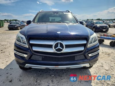 Piąte zdjęcie samochodu w środku: 2013 MERCEDES-BENZ GL 450 4MATIC VIN:4JGDF7CE5DA169359 - miniatura