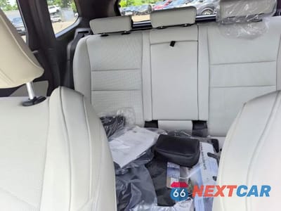 Zdjęcie 11 z 14 samochodu: 2026 BMW X1 XDRIVE28I VIN:WBX73EF08T5540183 - miniatura