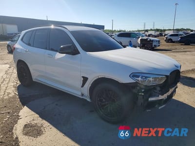 Czwarte zdjęcie samochodu z boku: 2018 BMW X3 XDRIVEM40I VIN:5UXTS3C5XJ0Y96923 - miniatura