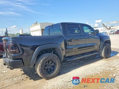 Trzecie zdjęcie samochodu z tyłu: 2022 RAM 1500 TRX VIN:1C6SRFU9XNN403642 - miniatura