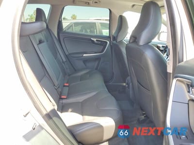 Zdjęcie 10 z 12 samochodu: 2016 VOLVO XC60 T5 PREMIER VIN:YV440MDKXG2820246 - miniatura