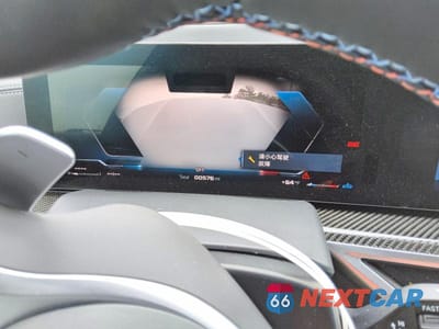 Zdjęcie 9 z 14 samochodu: 2026 BMW X5 M60I VIN:5UX33EU04T9383788 - miniatura