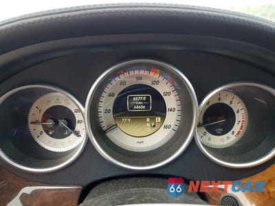 Zdjęcie 9 z 12 samochodu: 2012 MERCEDES-BENZ CL 550 VIN:WDDLJ9BB8CA053238 - miniatura