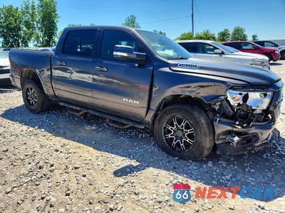 Czwarte zdjęcie samochodu z boku: 2019 RAM 1500 BIG HORN VIN:1C6RRFFG0KN753366 - miniatura