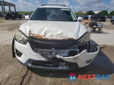 Piąte zdjęcie samochodu w środku: 2015 MAZDA CX-5 TOURING VIN:JM3KE2CY6F0501062 - miniatura