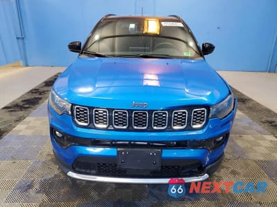 Piąte zdjęcie samochodu w środku: 2025 JEEP COMPASS LIMITED VIN:3C4NJDCN1ST510641 - miniatura