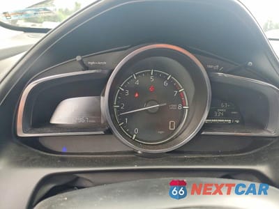 Zdjęcie 9 z 13 samochodu: 2019 MAZDA CX-3 GRAND TOURING VIN:JM1DKFD77K0434036 - miniatura
