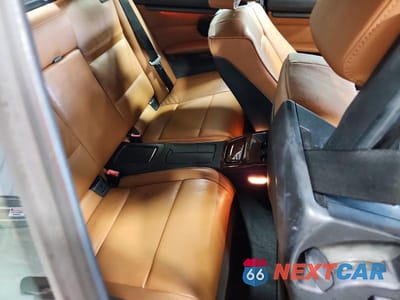 Zdjęcie 10 z 12 samochodu: 2011 BMW 328 I VIN:WBADW3C59BE537512 - miniatura
