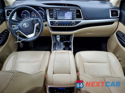 Zdjęcie 8 z 14 samochodu: 2014 TOYOTA HIGHLANDER XLE VIN:5TDJKRFH4ES012639 - miniatura