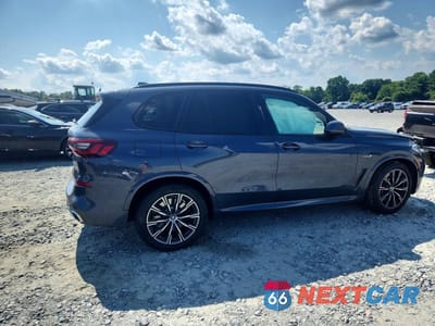 Trzecie zdjęcie samochodu z tyłu: 2022 BMW X5 XDRIVE45E VIN:5UXTA6C0XN9M02621 - miniatura