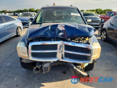 Piąte zdjęcie samochodu w środku: 2004 DODGE DURANGO SLT VIN:1D4HD48D04F111837 - miniatura