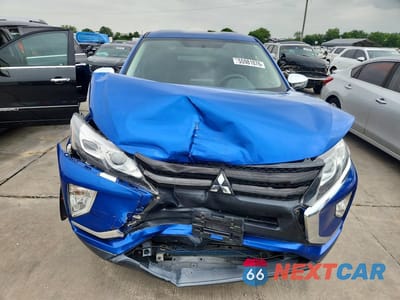 Piąte zdjęcie samochodu w środku: 2018 MITSUBISHI ECLIPSE CROSS LE VIN:JA4AT4AA5JZ065038 - miniatura