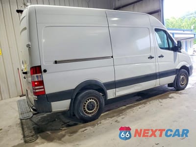 Trzecie zdjęcie samochodu z tyłu: 2017 MERCEDES-BENZ SPRINTER 2500 VIN:WD3PE7CD9HP577257 - miniatura