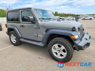 Czwarte zdjęcie samochodu z boku: 2019 JEEP WRANGLER SPORT VIN:1C4GJXANXKW542530 - miniatura