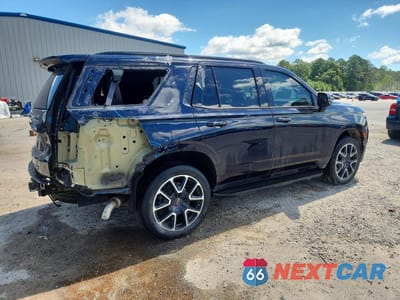 Trzecie zdjęcie samochodu z tyłu: 2022 CHEVROLET TAHOE K1500 RST VIN:1GNSKRKD6NR230367 - miniatura