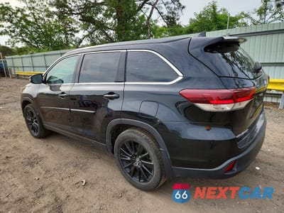 Drugie zdjęcie samochodu z przodu: 2019 TOYOTA HIGHLANDER SE VIN:5TDJZRFH9KS622317 - miniatura