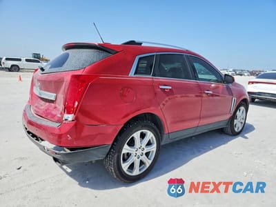 Trzecie zdjęcie samochodu z tyłu: 2016 CADILLAC SRX PREMIUM COLLECTION VIN:3GYFNDE35GS506295 - miniatura
