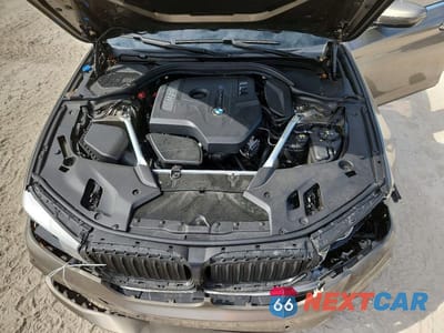 Zdjęcie 11 z 12 samochodu: 2018 BMW 530 I VIN:WBAJA5C55JWA38215 - miniatura