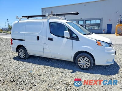 Czwarte zdjęcie samochodu z boku: 2020 NISSAN NV200 SV VIN:3N6CM0KN0LK702131 - miniatura