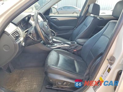 Zdjęcie 7 z 13 samochodu: 2015 BMW X1 SDRIVE28I VIN:WBAVM1C53FV317805 - miniatura