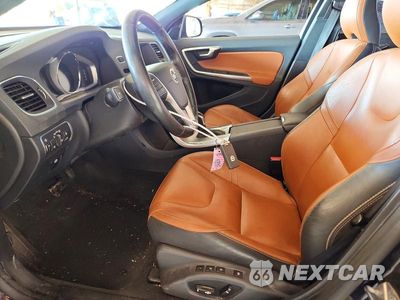 Zdjęcie 7 z 12 samochodu: 2017 VOLVO V60 T5 PREMIER VIN:YV140MEK9H1368616 - miniatura