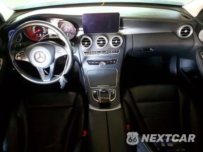 Zdjęcie 8 z 12 samochodu: 2016 MERCEDES-BENZ 300 C VIN:55SWF4JB1GU163010 - miniatura
