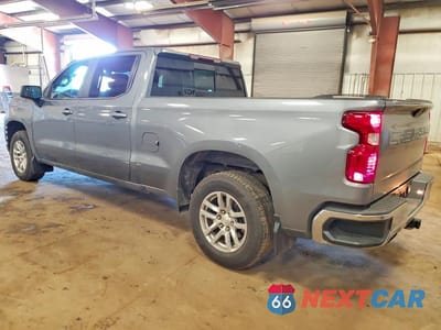 Drugie zdjęcie samochodu z przodu: 2019 CHEVROLET SILVERADO K1500 LT VIN:1GCUYDED2KZ245720 - miniatura