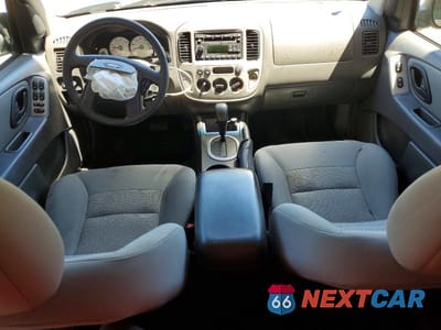 Zdjęcie 8 z 12 samochodu: 2006 FORD ESCAPE XLT VIN:1FMYU93126KC27523 - miniatura