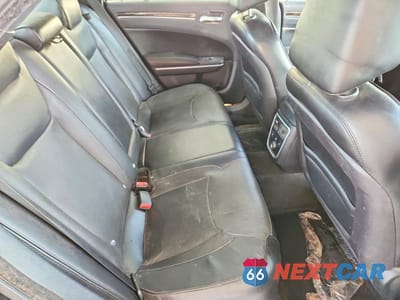 Zdjęcie 10 z 12 samochodu: 2013 CHRYSLER 300C VIN:2C3CCAETXDH538000 - miniatura