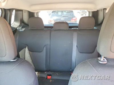Zdjęcie 10 z 13 samochodu: 2018 JEEP RENEGADE VIN:ZACCJBABXJPJ44895 - miniatura