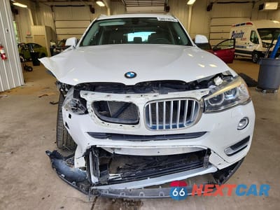 Piąte zdjęcie samochodu w środku: 2015 BMW X3 XDRIVE28I VIN:5UXWX9C56F0D44976 - miniatura
