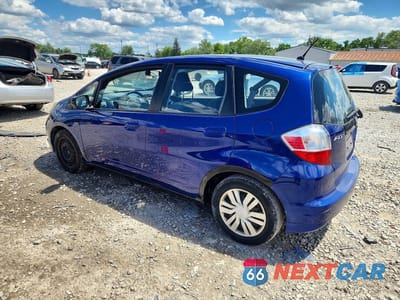 Drugie zdjęcie samochodu z przodu: 2010 HONDA FIT VIN:JHMGE8G2XAS000095 - miniatura