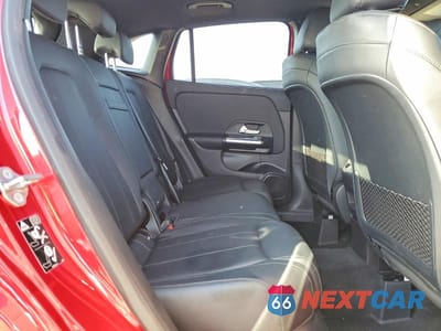 Zdjęcie 11 z 13 samochodu: 2021 MERCEDES-BENZ GLA 250 VIN:W1N4N4GB5MJ154195 - miniatura
