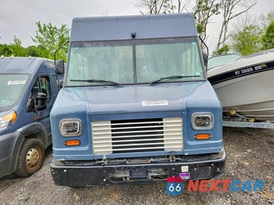 Piąte zdjęcie samochodu w środku: 2020 FORD F59 DELIVERY TRUCK VIN:1F65F5KN7L0A01132 - miniatura